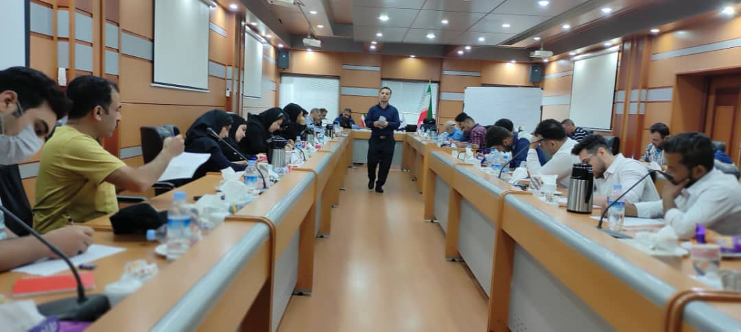 دوره بهداشت عمومی سه ساله در شرکت ساب خوزستان  برگزار شد.